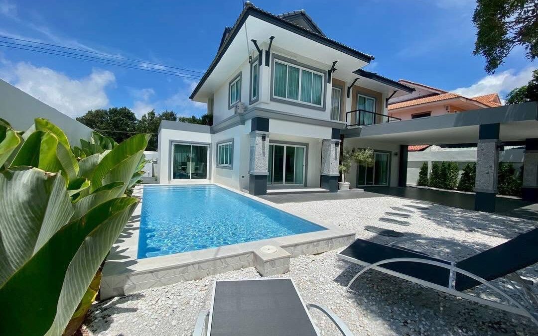Pool Villa 5 Bedroom For Sale